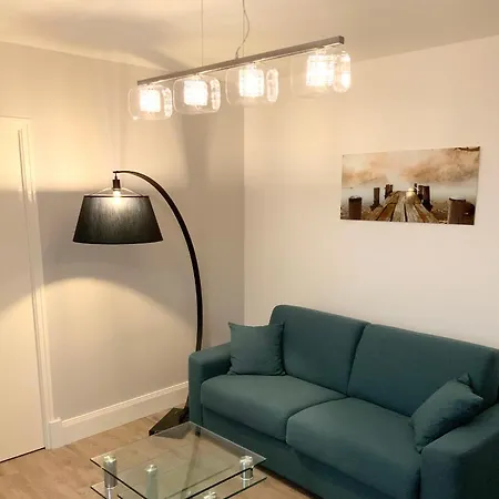 Apartment Cour Abele